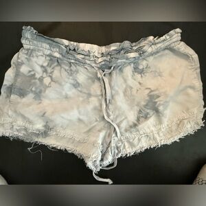 Bella Dahl - drawstring shorts - size small - frayed edge